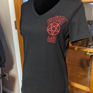 🔶️Pretty Evil V Neck Shirt